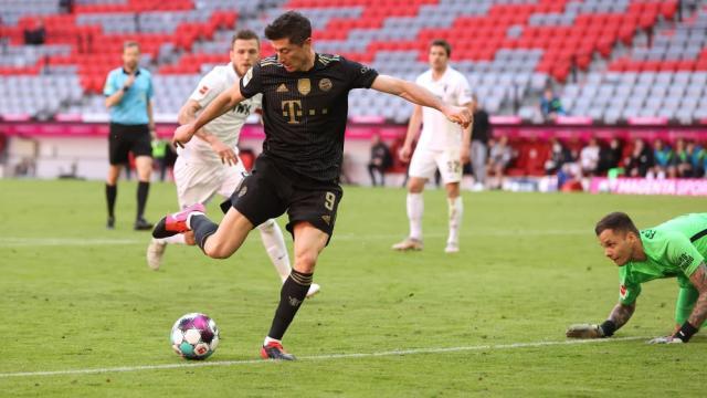 皇冠体育-最炸裂的破纪录时刻！“世一锋”在德甲还有何追求？